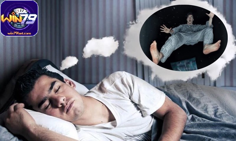 Nằm mơ thấy hụt chân khi đi bộ bạn hãy đánh con 04 hoặc 31